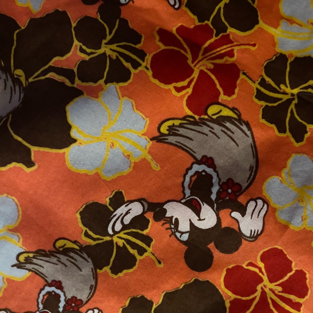 large Disneyland Minnie mouse Hawaiian BoHo/beach style purse very cute✨🍍✨ - Picture 11 of 12